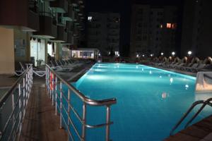 تور ترکیه هتل لارا هادریانوس - آژانس مسافرتی و هواپیمایی آفتاب ساحل آبی